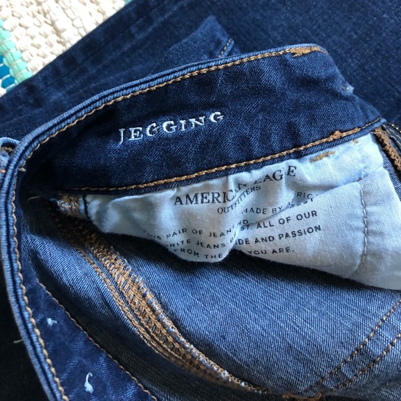 American Eagle Jegging Jeans. Super Super Stretch - Picture 2 of 4